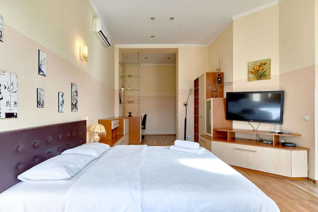 студія з видом на майдан незалежності Apartment *